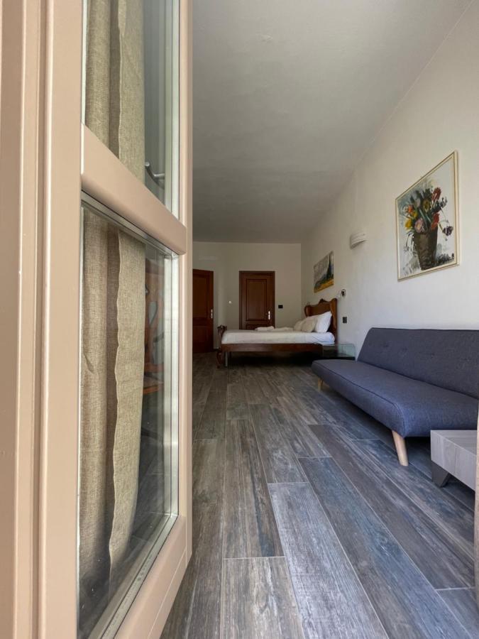Al Laghetto La Morra Bed & Breakfast Exterior photo