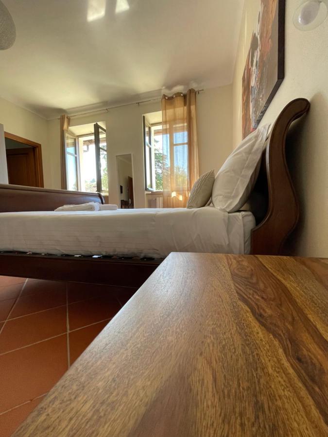 Al Laghetto La Morra Bed & Breakfast Exterior photo