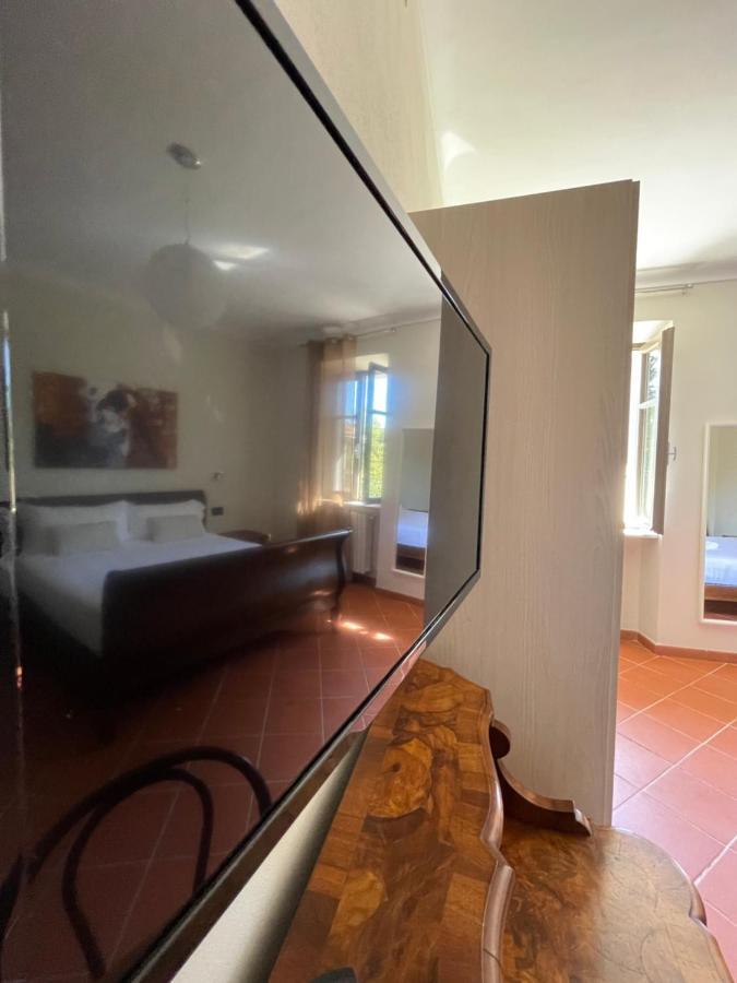Al Laghetto La Morra Bed & Breakfast Exterior photo