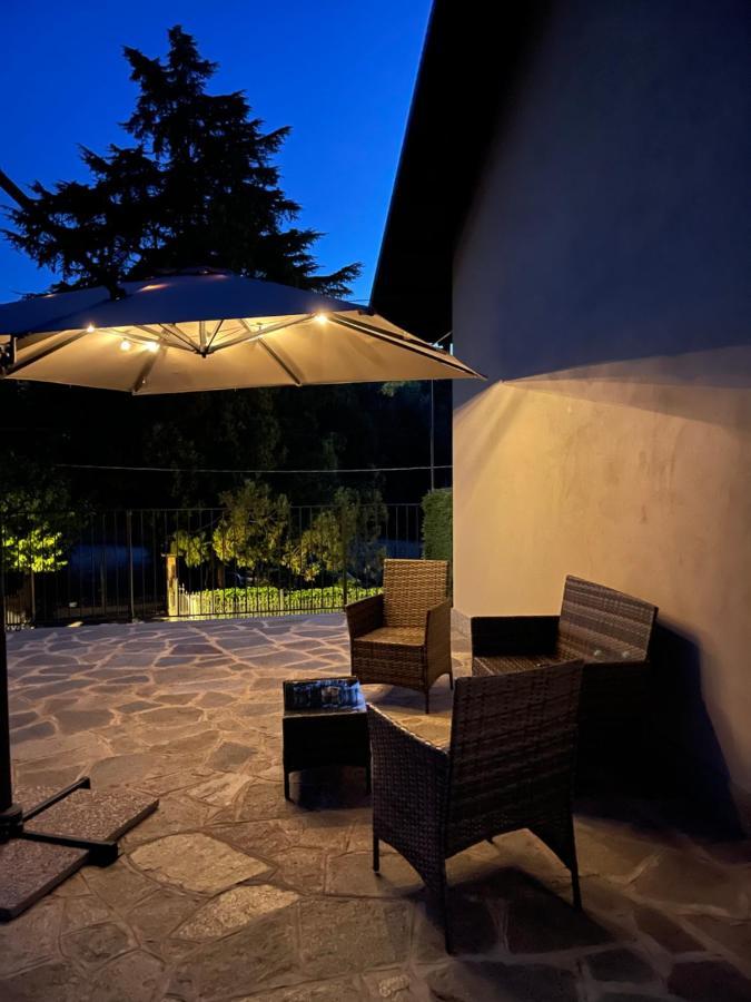 Al Laghetto La Morra Bed & Breakfast Exterior photo