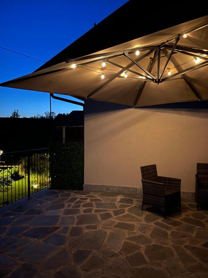 Al Laghetto La Morra Bed & Breakfast Exterior photo